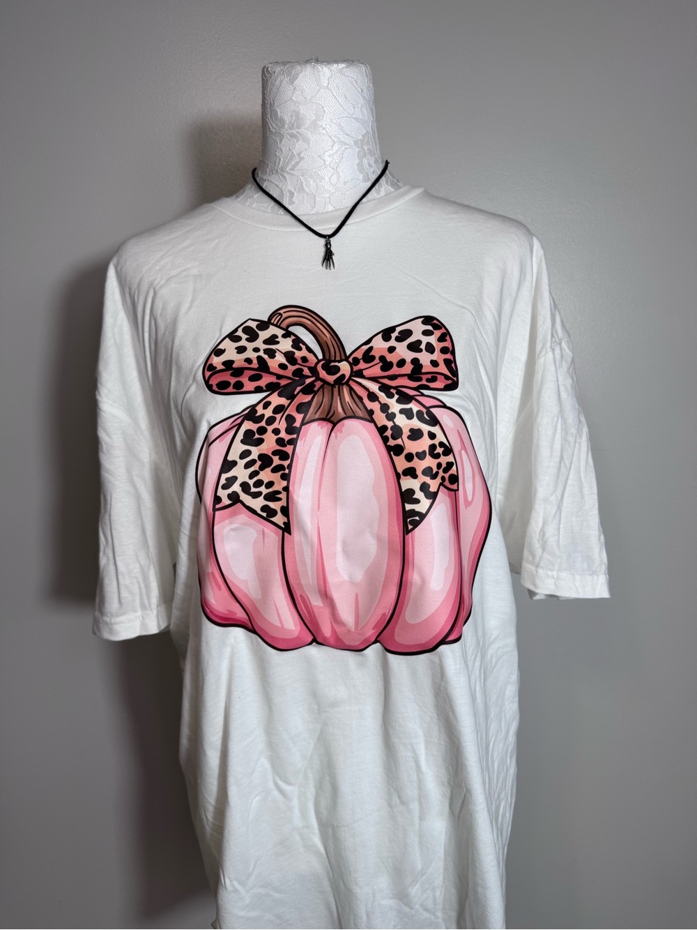 Women's White fall Tee with Pink Pumpkin & Leopard Bow